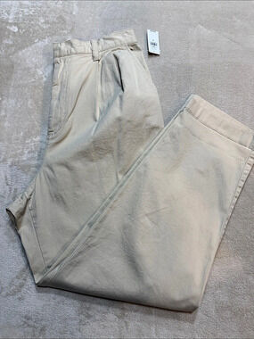GAP Straight Pants Straight Leg Pants Beige Size 8 NWT